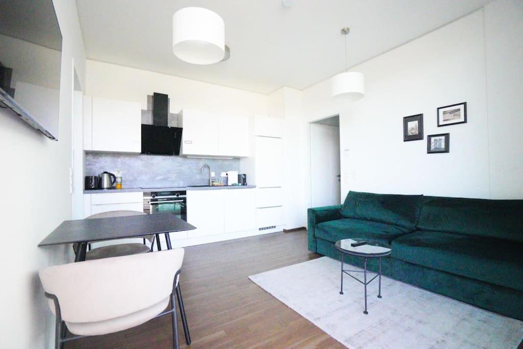 Exclusive Condo With Pool And Terrace เวียนนา ภายนอก รูปภาพ