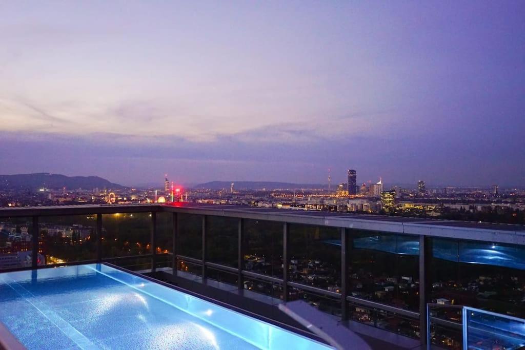 Exclusive Condo With Pool And Terrace เวียนนา ภายนอก รูปภาพ